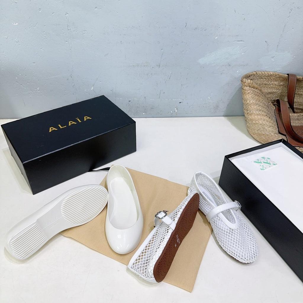 Alaia Ballet Flats White Mesh Patent Leather 674314