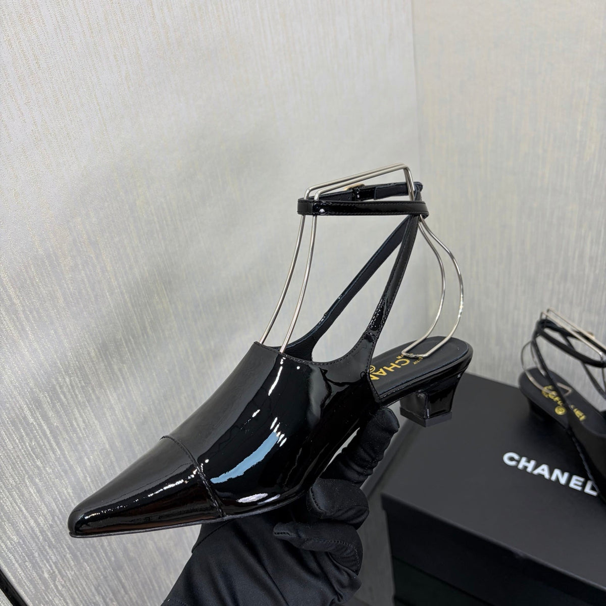 CC 2026 Slingback 4cm Black Patent Leather 688712