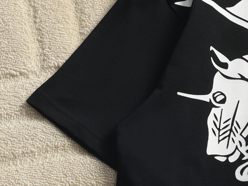 Burberry Men Knight Oversized T-Shirt Black White Cotton
