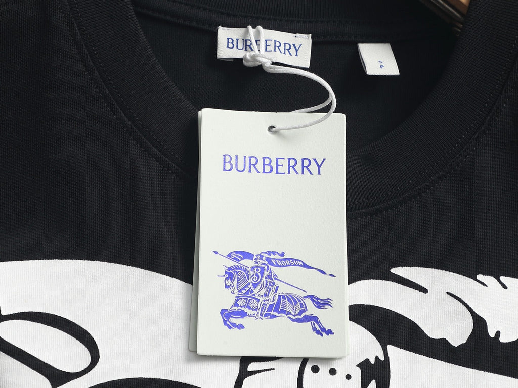 Burberry Men Knight Oversized T-Shirt Black White Cotton