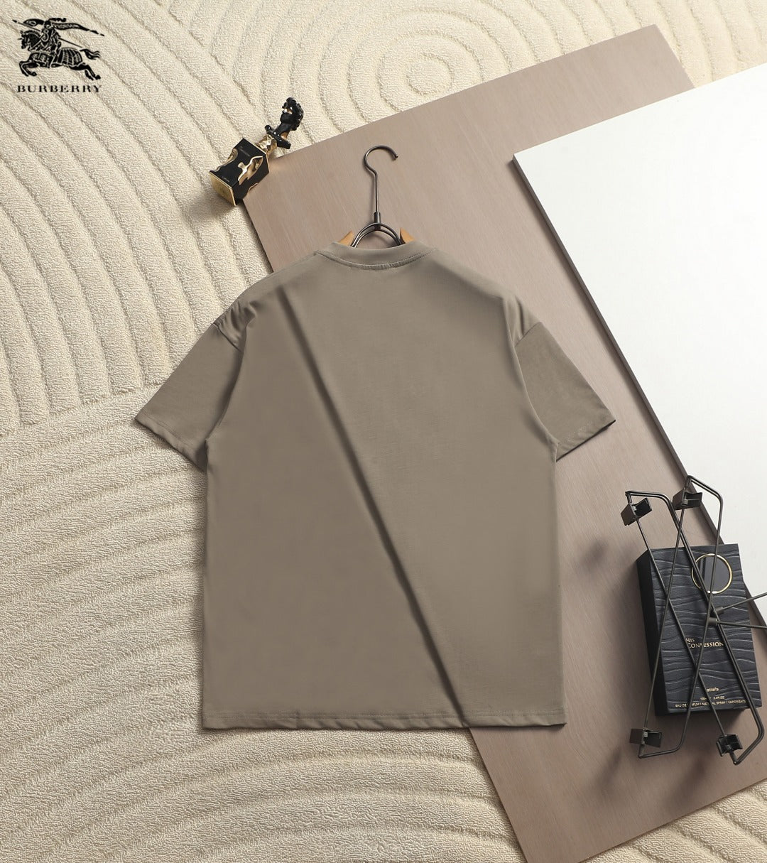 Burberry Men Knight Oversized T-Shirt Green Taupe Cotton