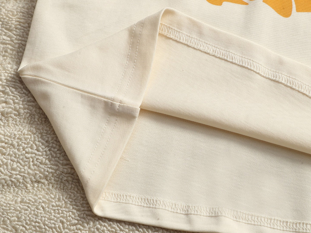 Burberry Men Knight Oversized T-Shirt Cream Yellow Cotton