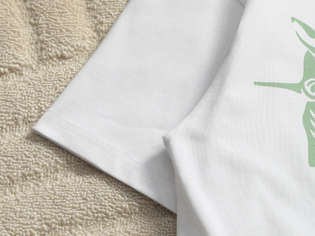 Burberry Men Knight Oversized T-Shirt Green White Cotton