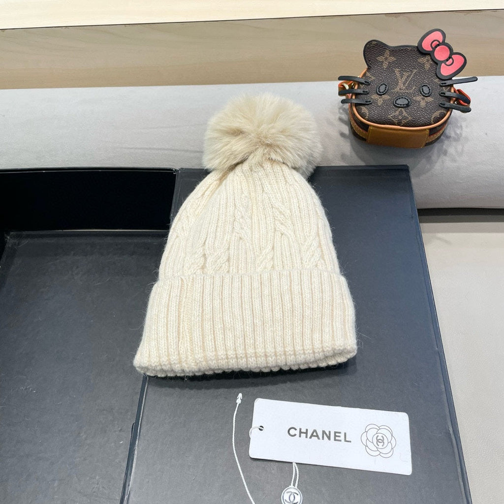 BEANIE HAT IN BEIGE WOOL 422178