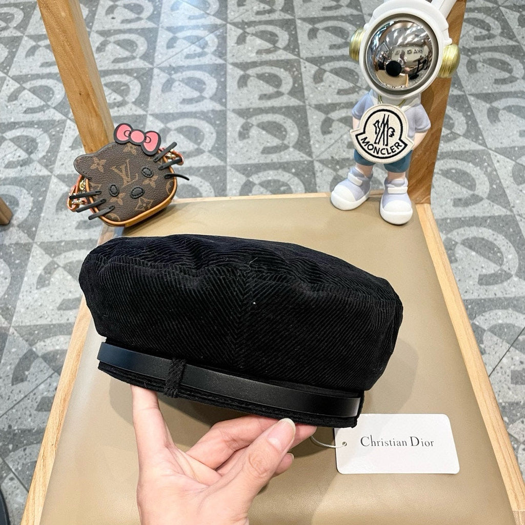BERET HAT IN BLACK VELVET 430042