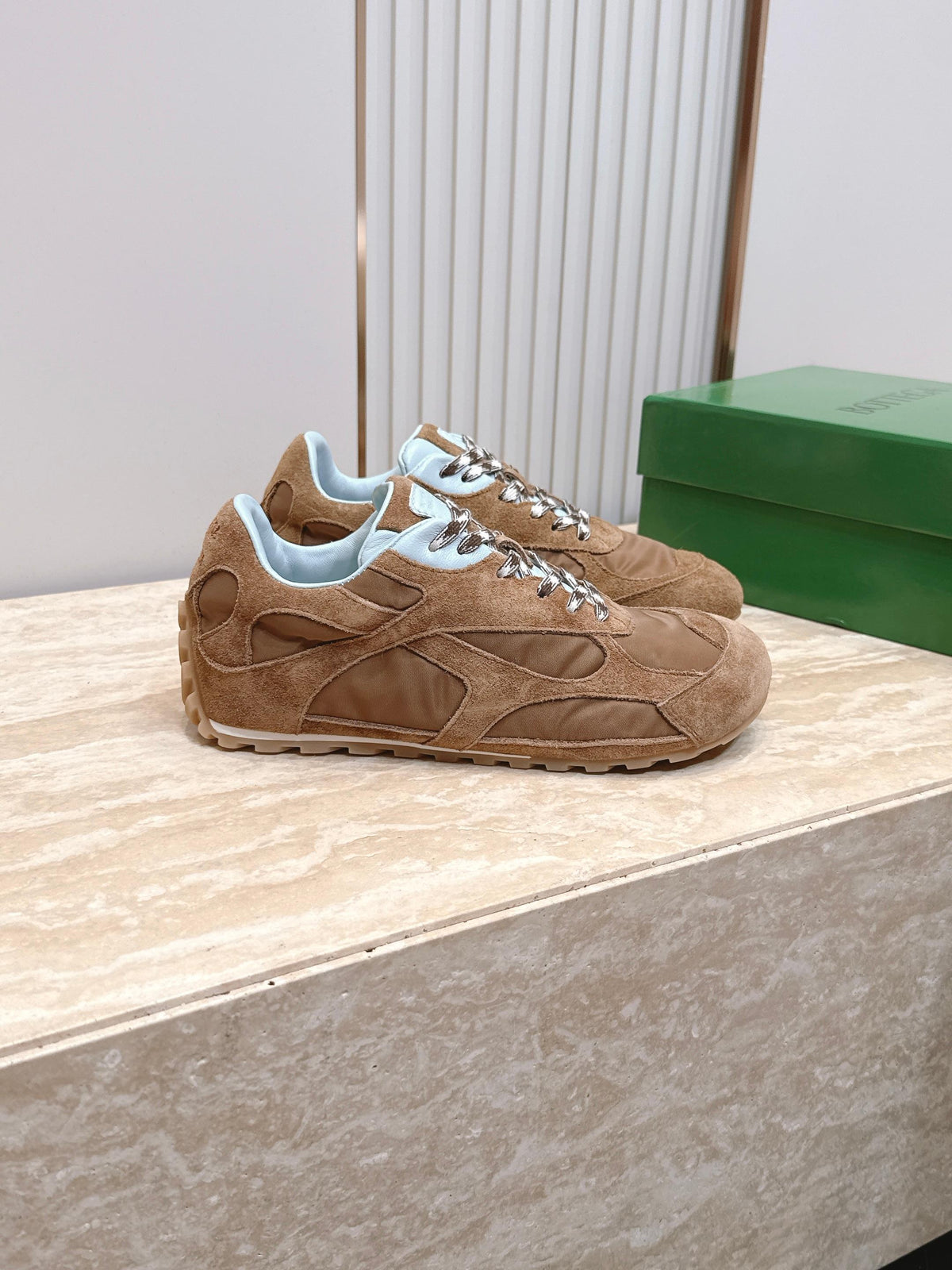 BV Orbit Flash Retro Sneaker Dark Brown Suede 934423