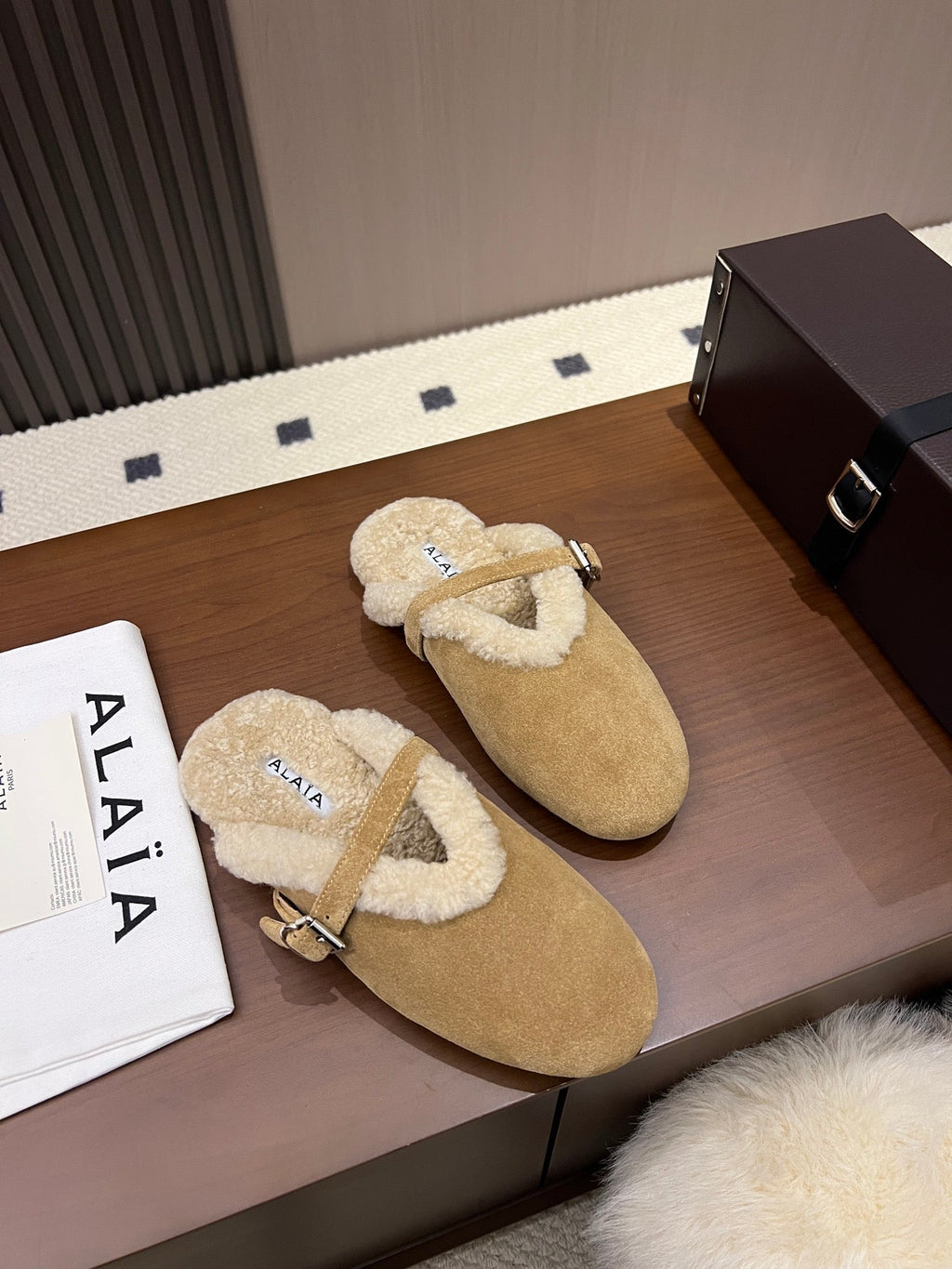 Alaia Ballet Flats Light Brown Merino Shearling 986456