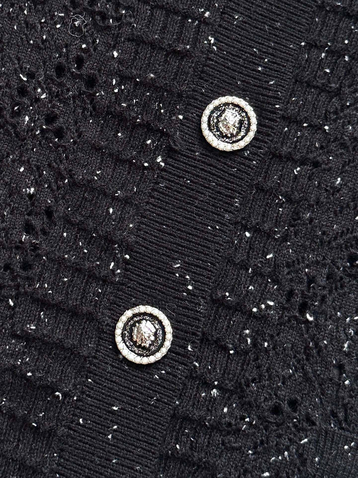 CC 25 Cardigan Black Wool