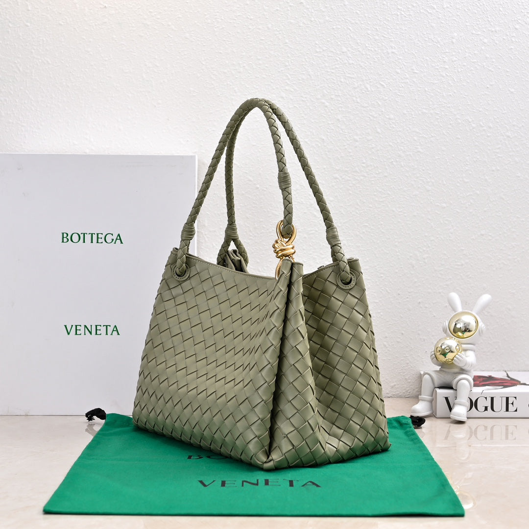 BV 26s Parachute Bag Sage Green Intrecciato Leather 291405