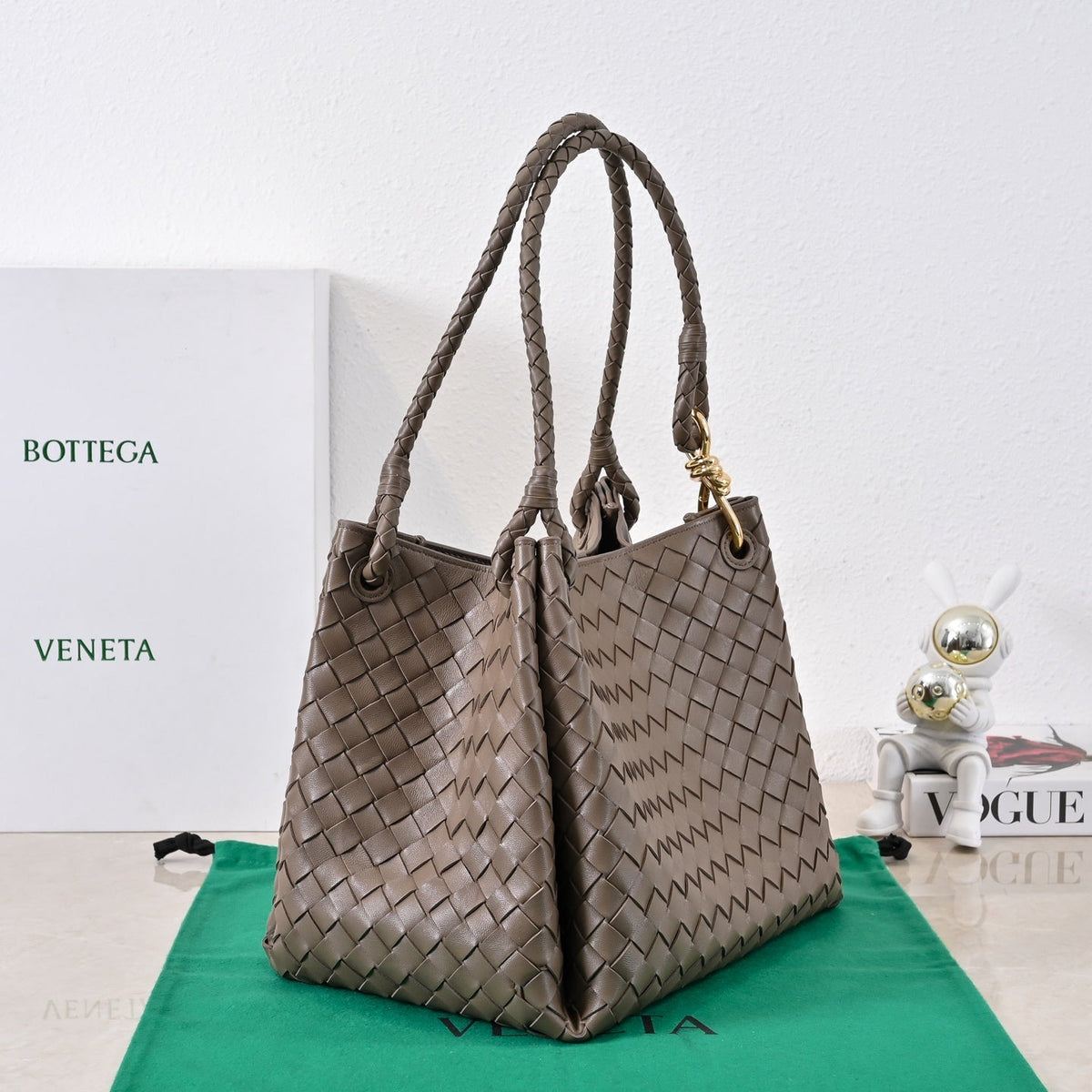 BV 26s Parachute Bag Coffee Intrecciato Leather  291413