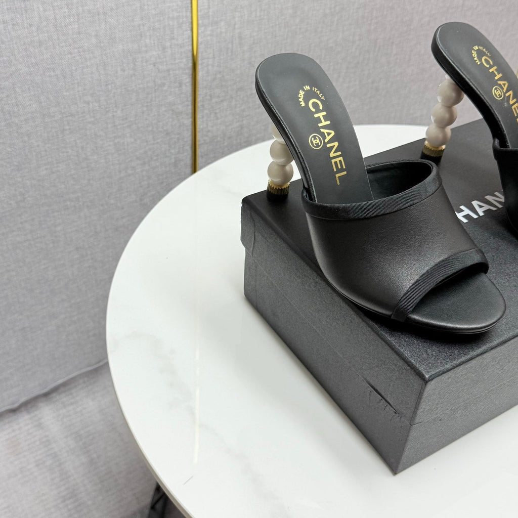 CC 25 High Heel Slippers 85mn Black Sheepskin 368792