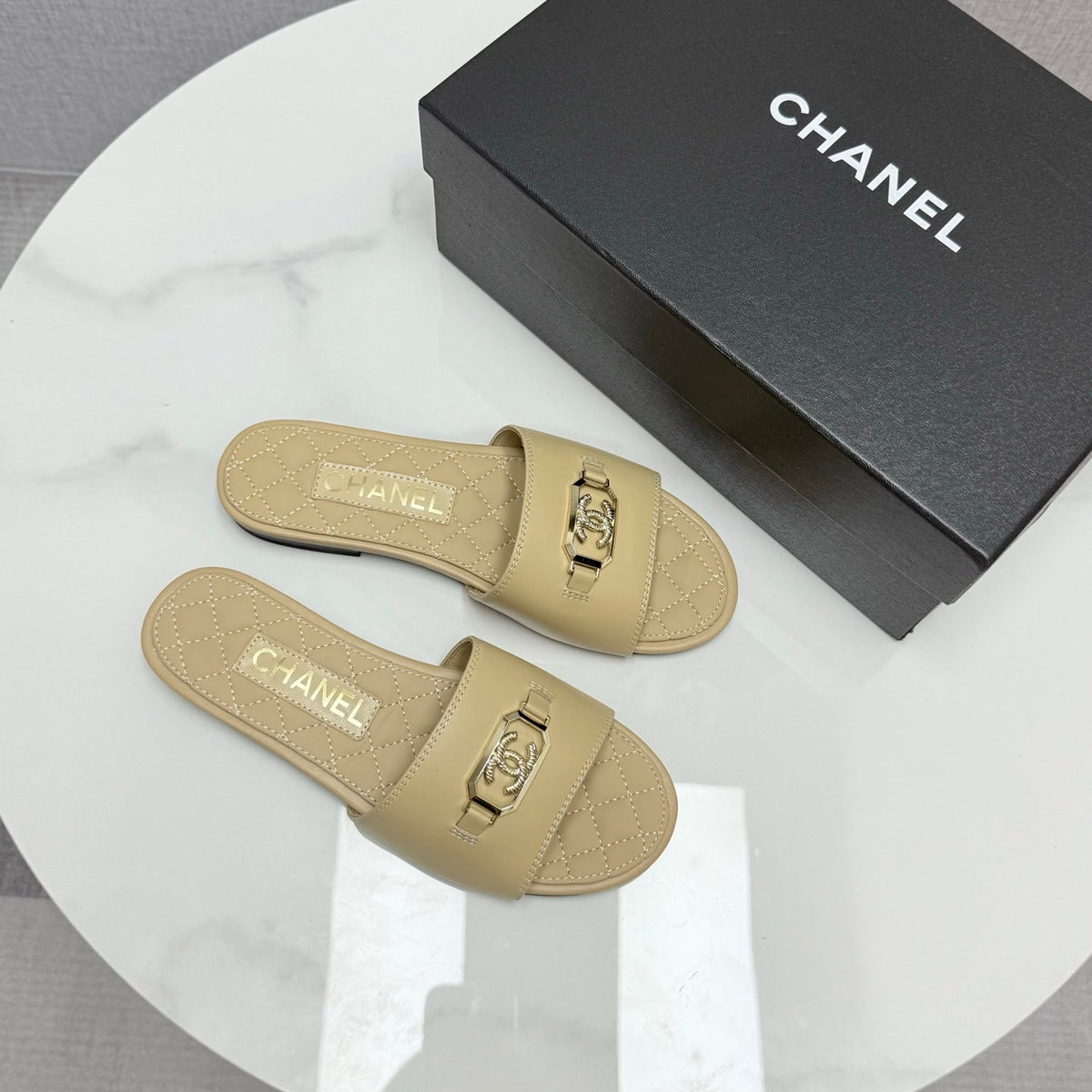 CC 25 Mule Sandals Beige Sheepskin 368800