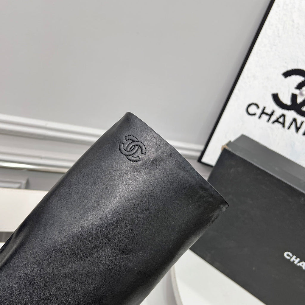 CC 25 High Boots With Chain 55mm Black Cowhide Grosgrain 374026