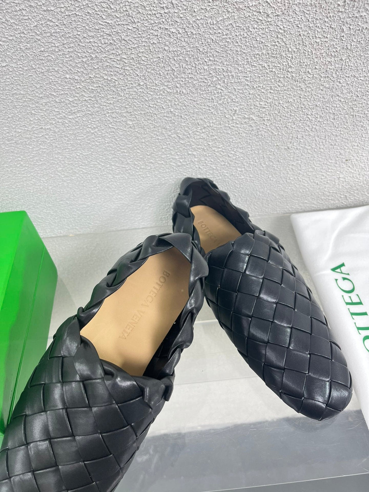 Bottega Veneta Intrecciato Black Lambskin 972909