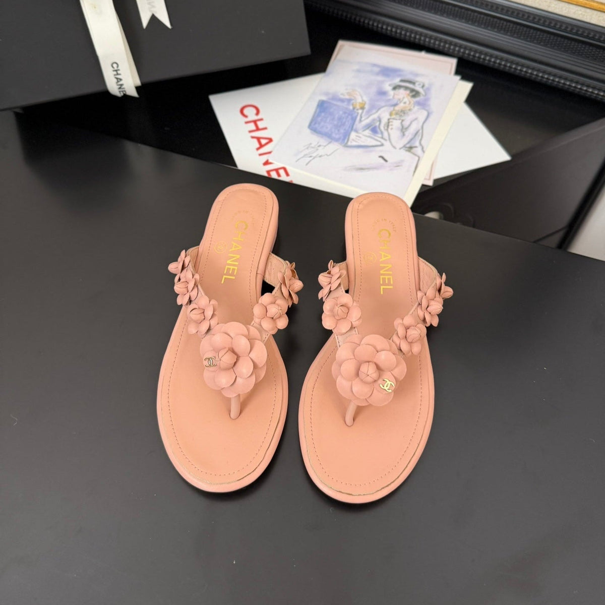 CC 25 Flower Thong Slippers Pink Cowhide 233418