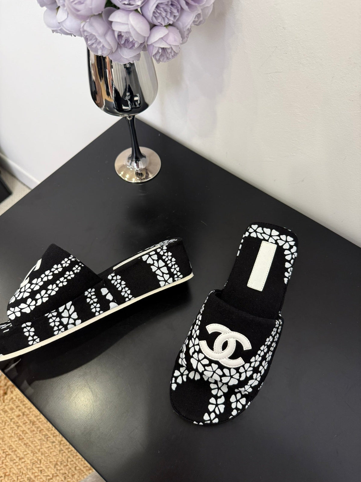 CC 25 Flower Slippers Black Fabric 330771