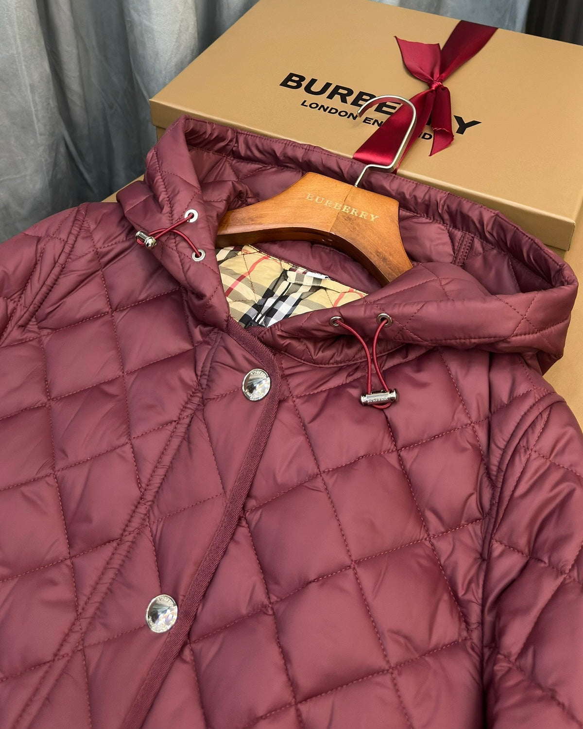 Burberry 25 Quilted Hooded Long Coat Burgundy Polyester Cotton