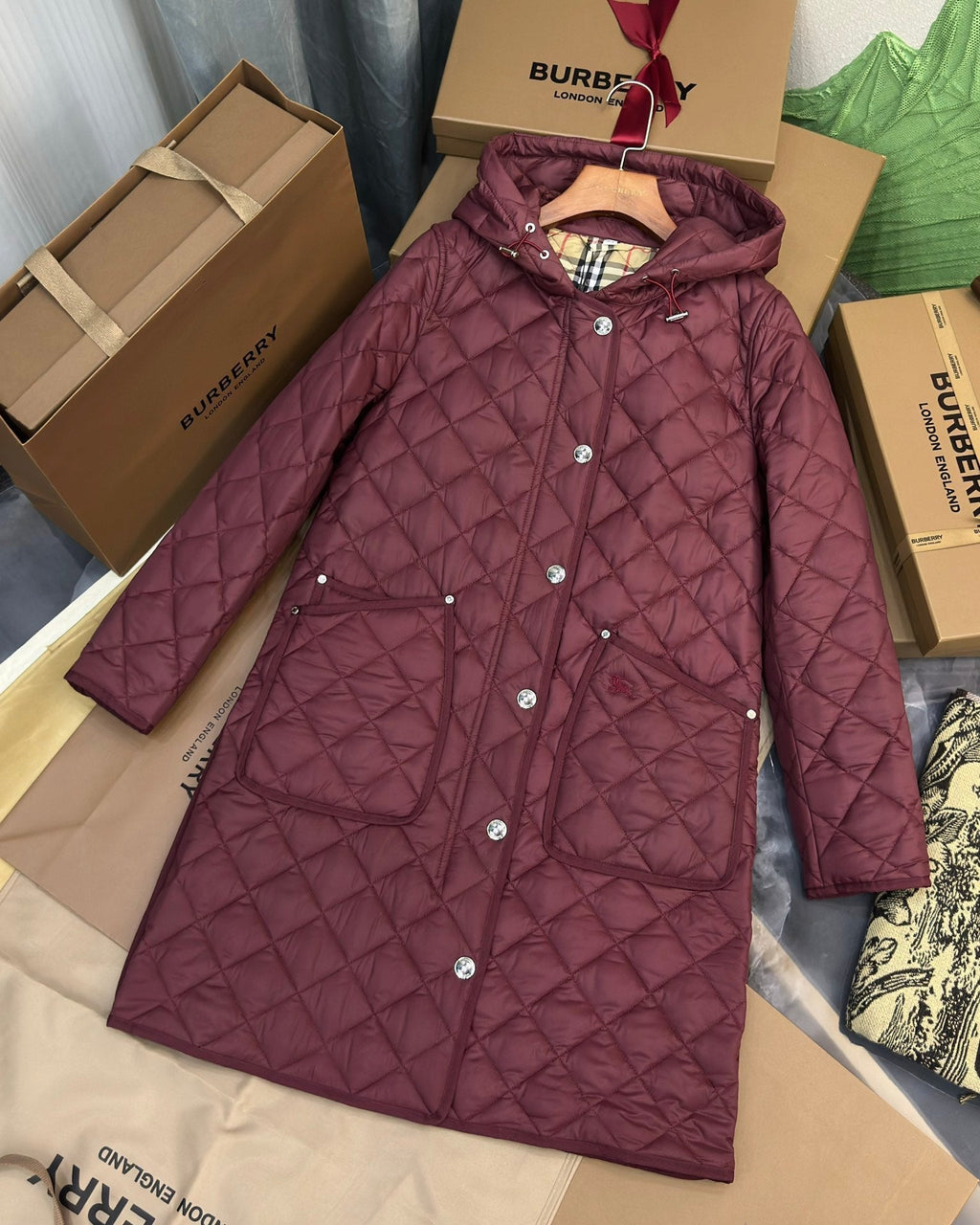 Burberry 25 Quilted Hooded Long Coat Burgundy Polyester Cotton