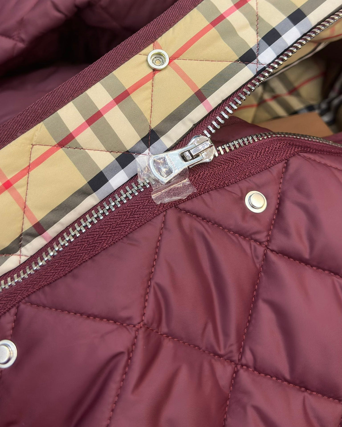 Burberry 25 Quilted Hooded Long Coat Burgundy Polyester Cotton