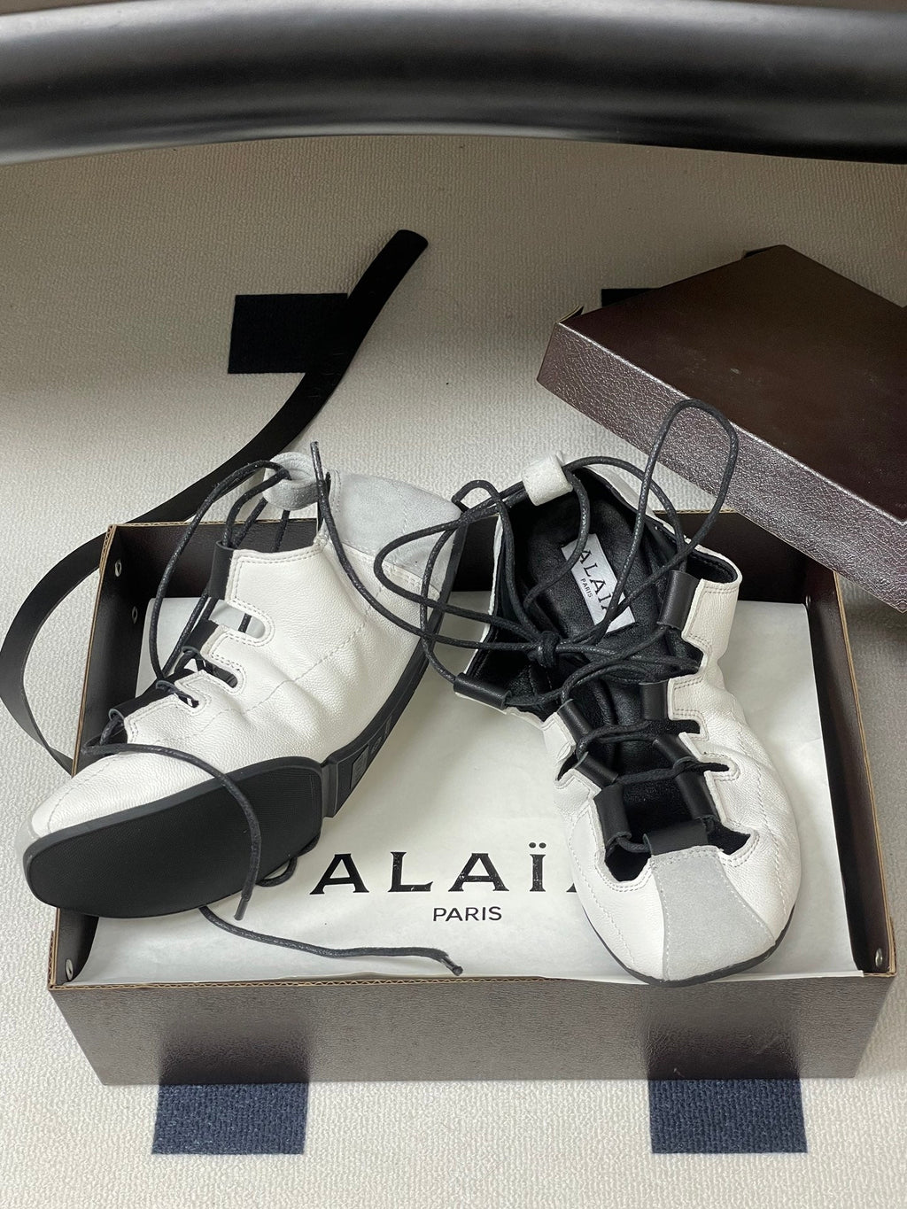 Alaia Fold Laced Ballet Flats White Cowhide 835282