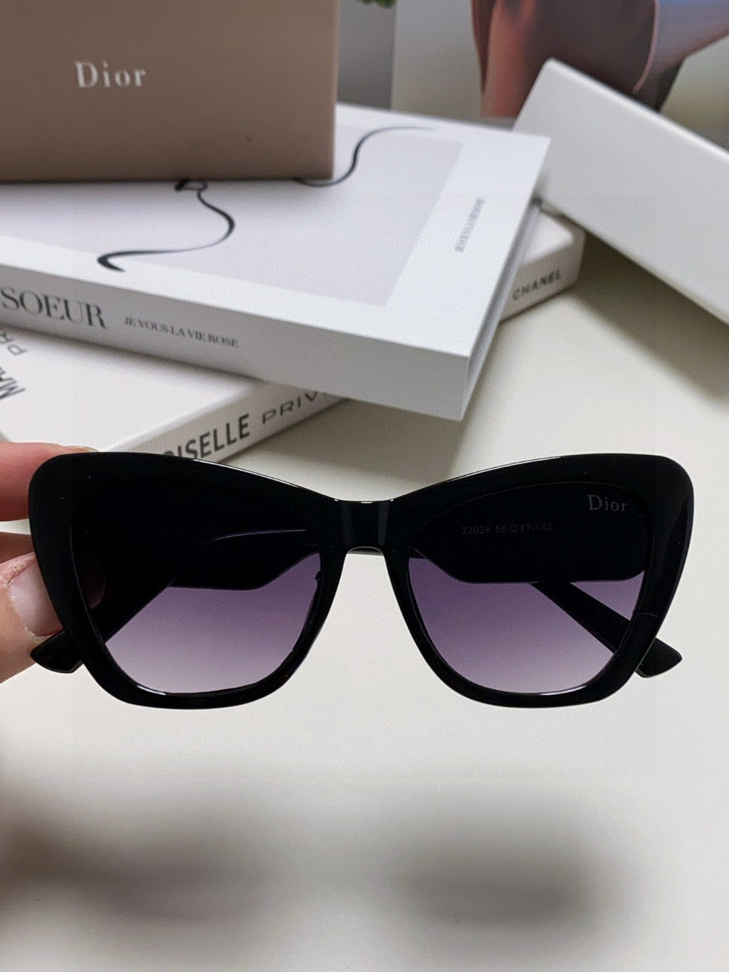 BOBBY B1U SUNGLASS 571591 IN BLACK ACETATE