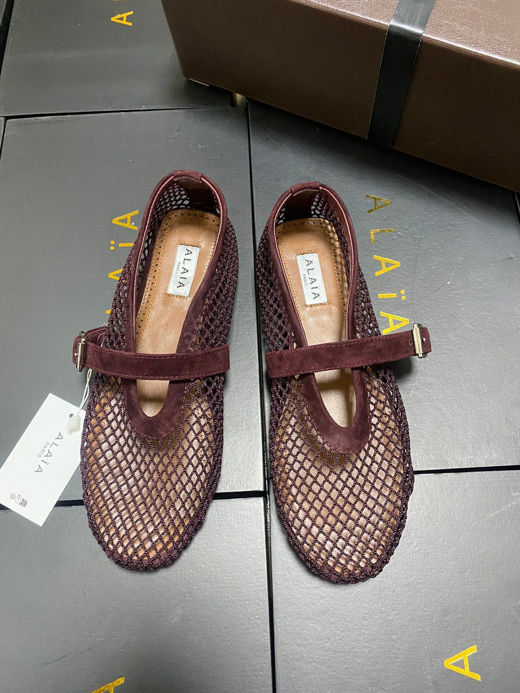 Alaia 26s Mesh Mary Jane Flats 1cm Burgundy Suede SHW 110704