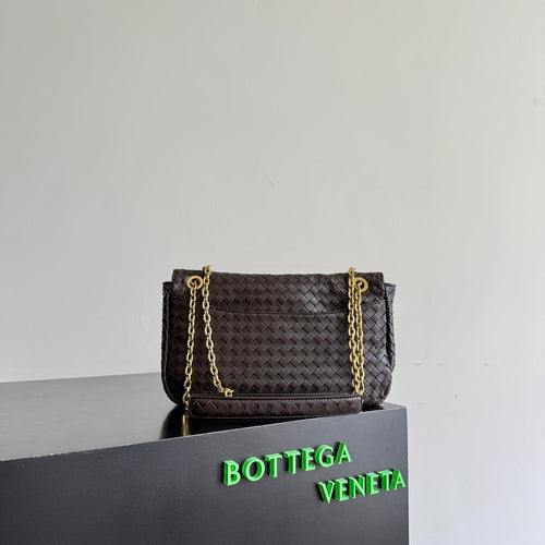 BV 26s Madison Bag 27cm Coffee Intrecciato Leather