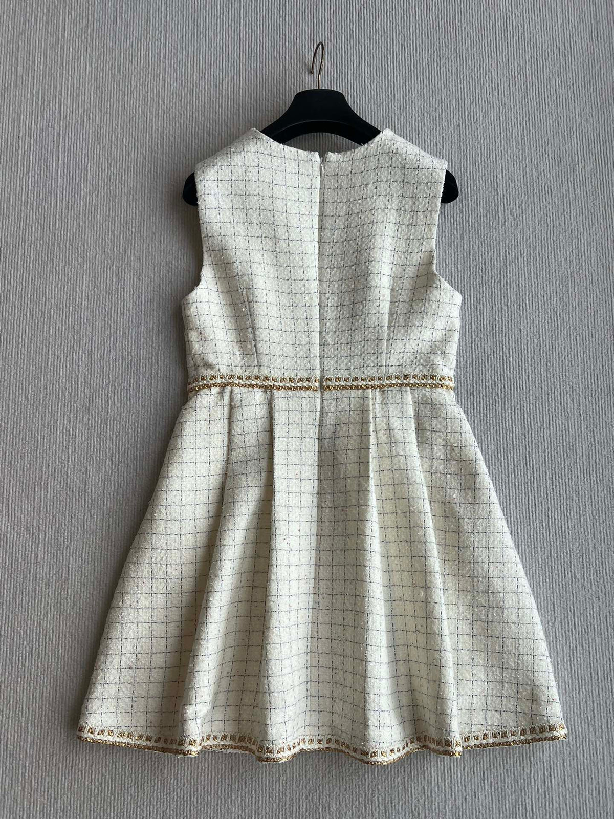 CC 25 Dress White Linen 300131