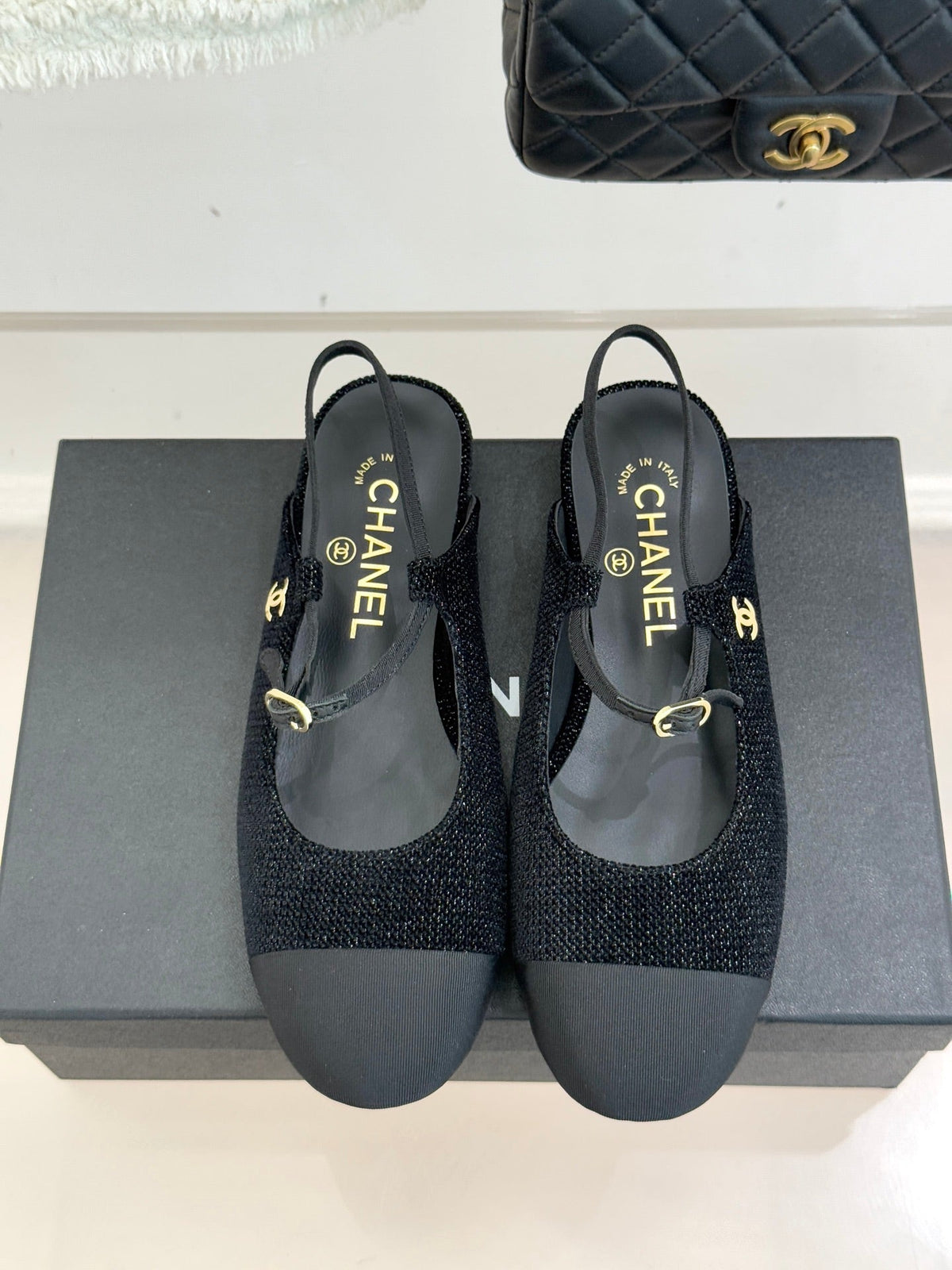 26C Two-tone Double C Flat Shoes Black Tweed 557690
