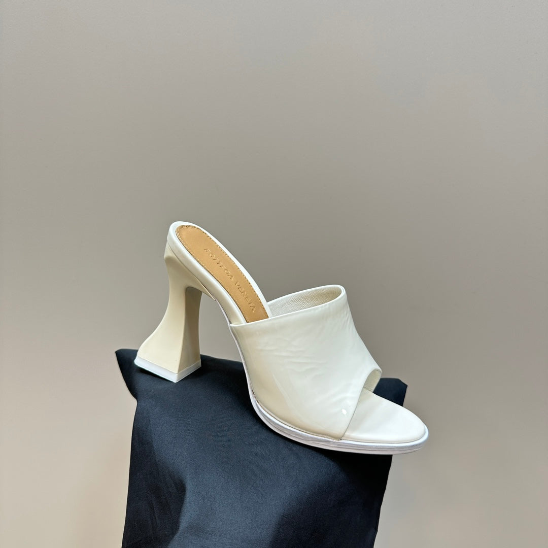 BV 26s High Mule 9.5cm White Calfskin
