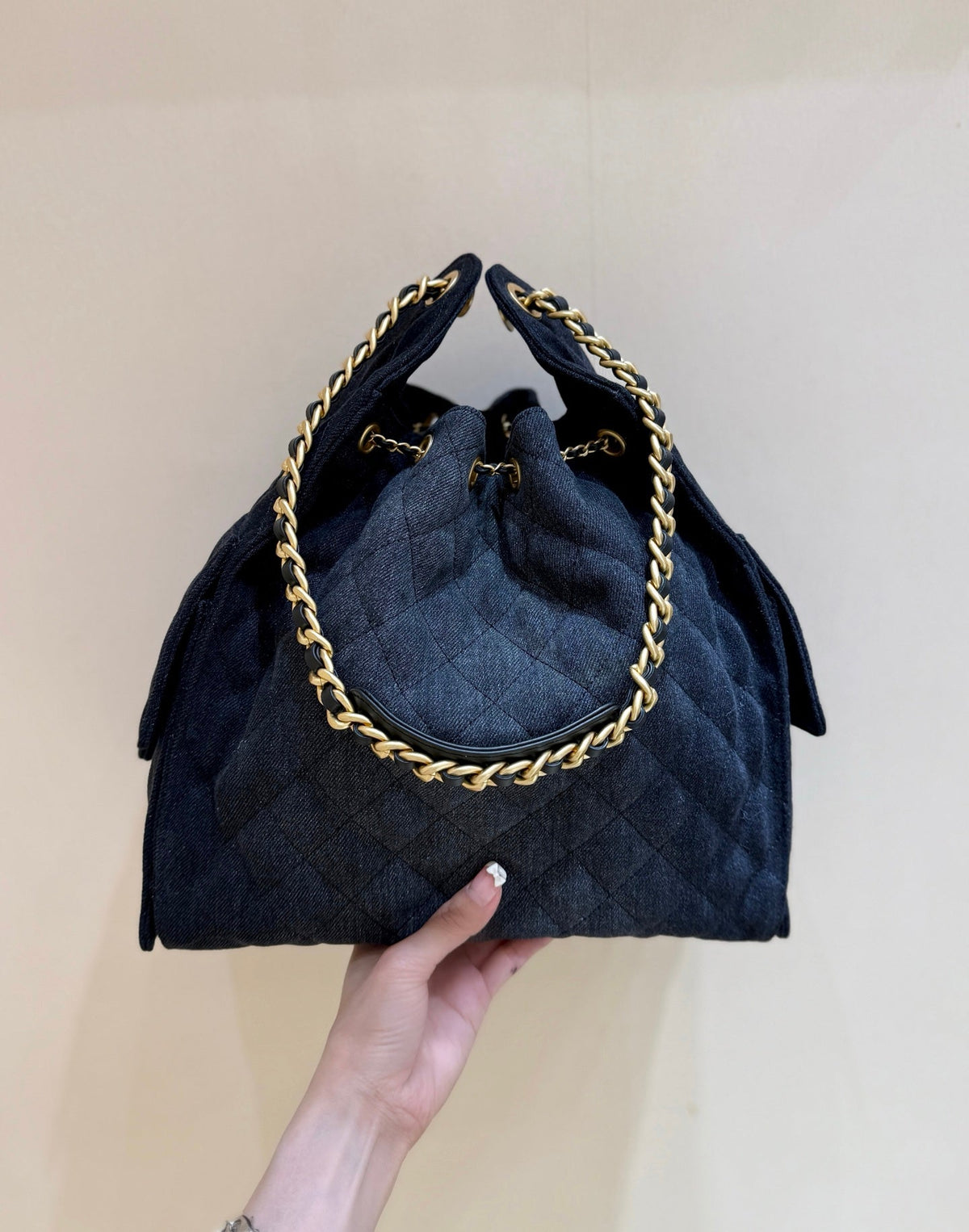 CC 25 Handbag 40 In Dark Blue Denim Gold Hardware