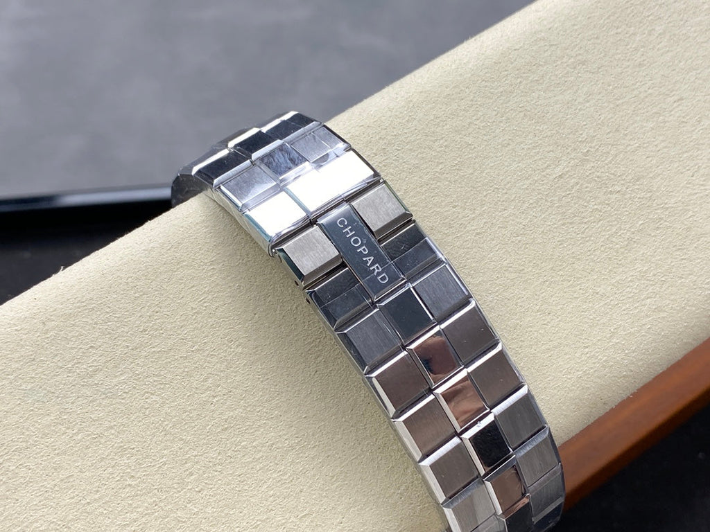 Alpine Eagle 41mm Silver Blue Dial