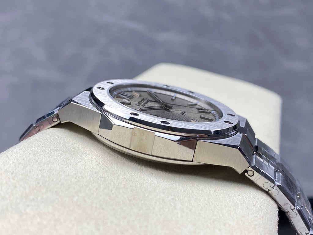 Alpine Eagle 41mm Silver Grey Dial