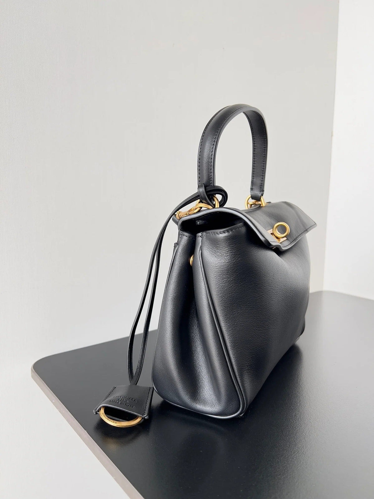 Balenciaga 2026 Rodeo Bag 22 Black Calfskin Gold Hardware 351339