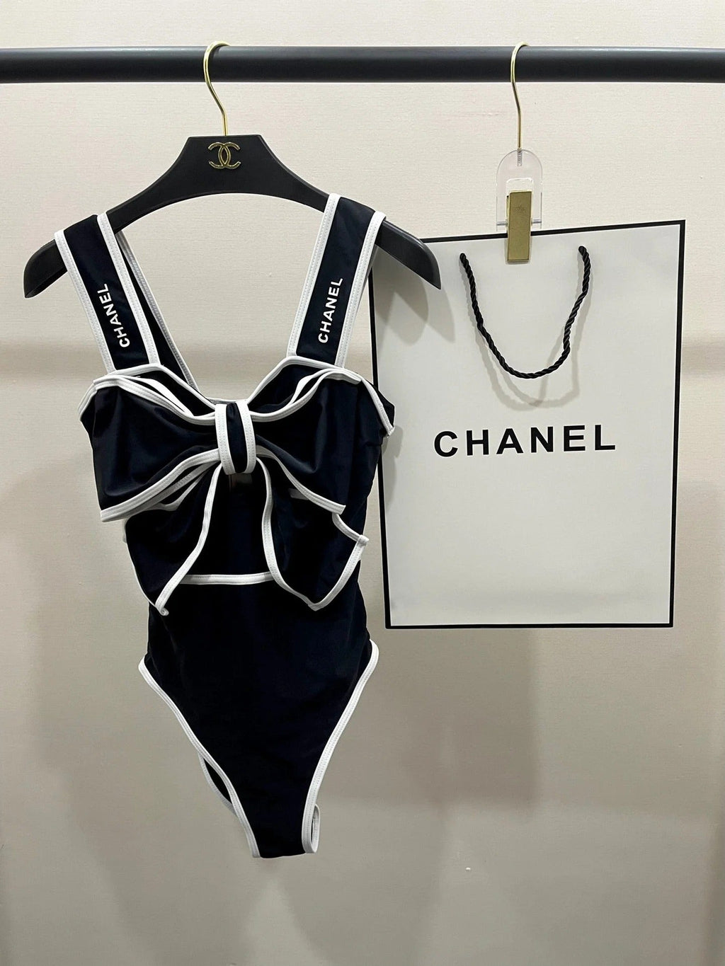 BODYSUIT SWIMSUIT IN BLACK AND WHITE TRIM 627829