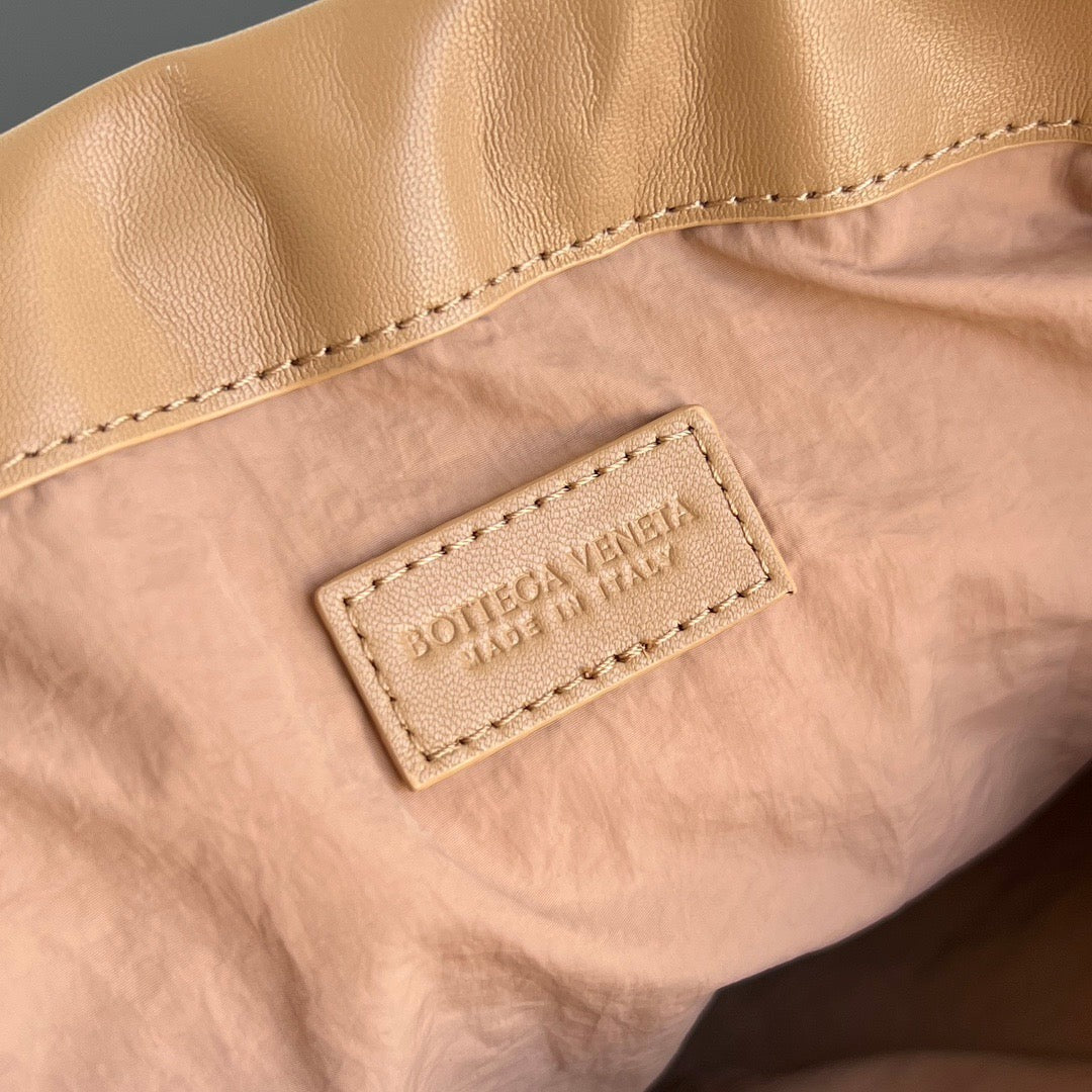 BV 2025 Dustbag Clutch Bag Pale Brown Calfskin