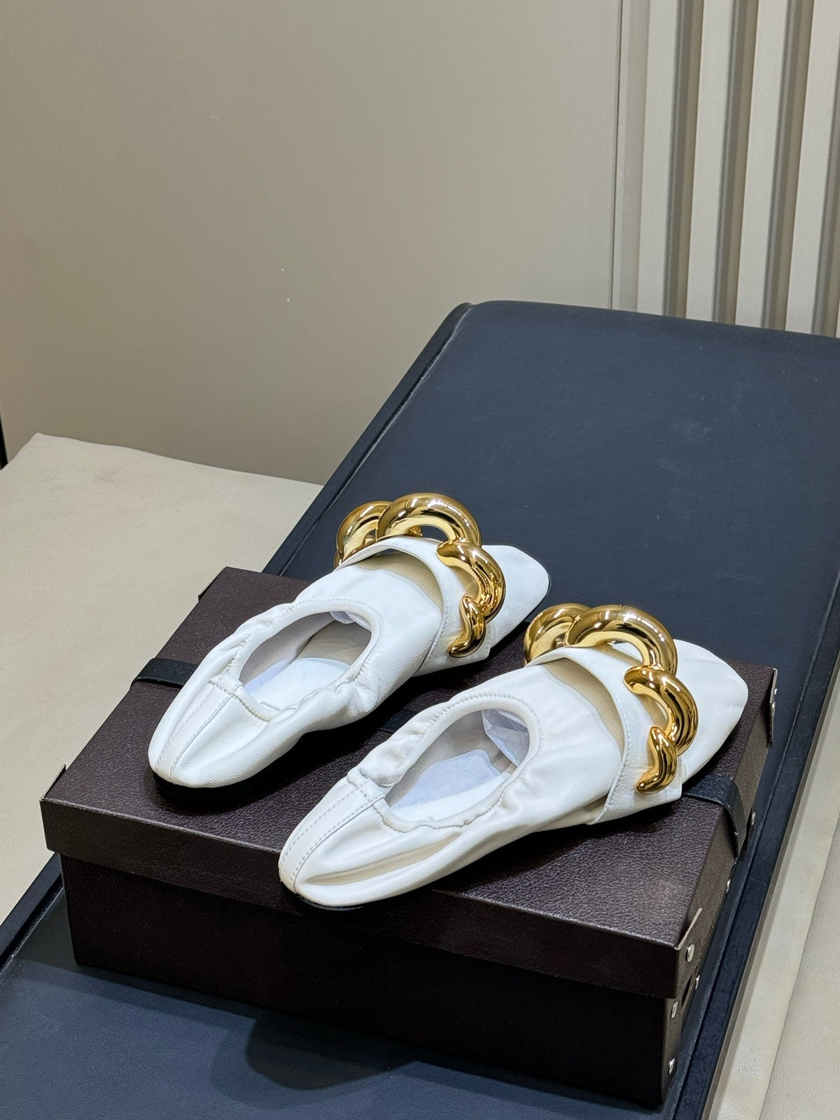 Alaia 26 Ballet Flats White Lambskin Gold Chain 621731