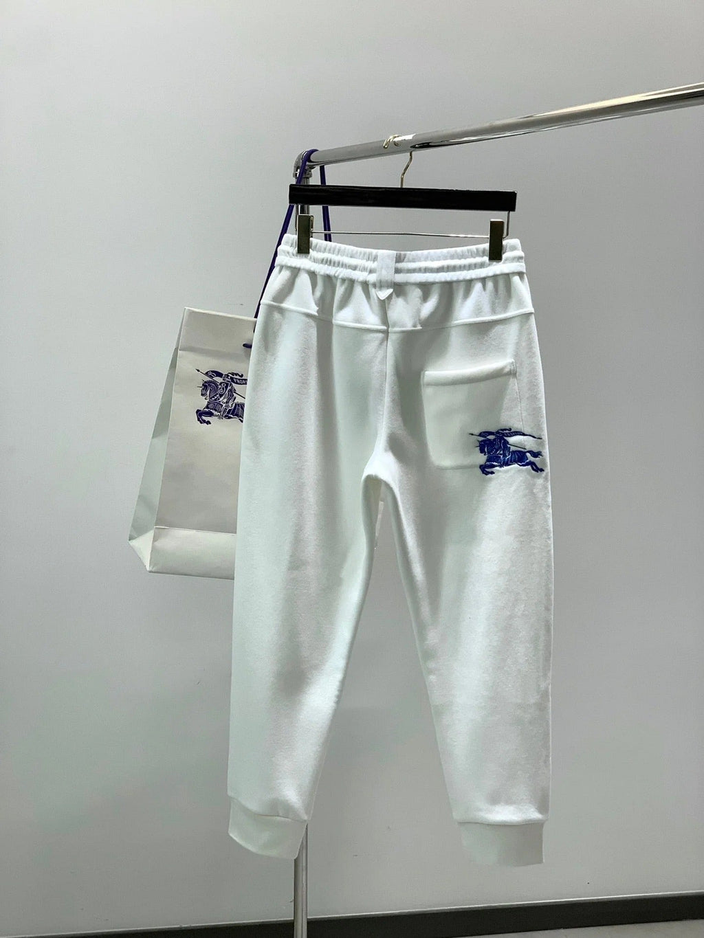 BURBERRY 25S VELVET PANTS 119