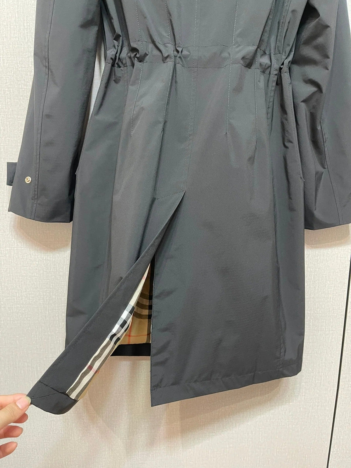 BURBERRY 25S COAT 321