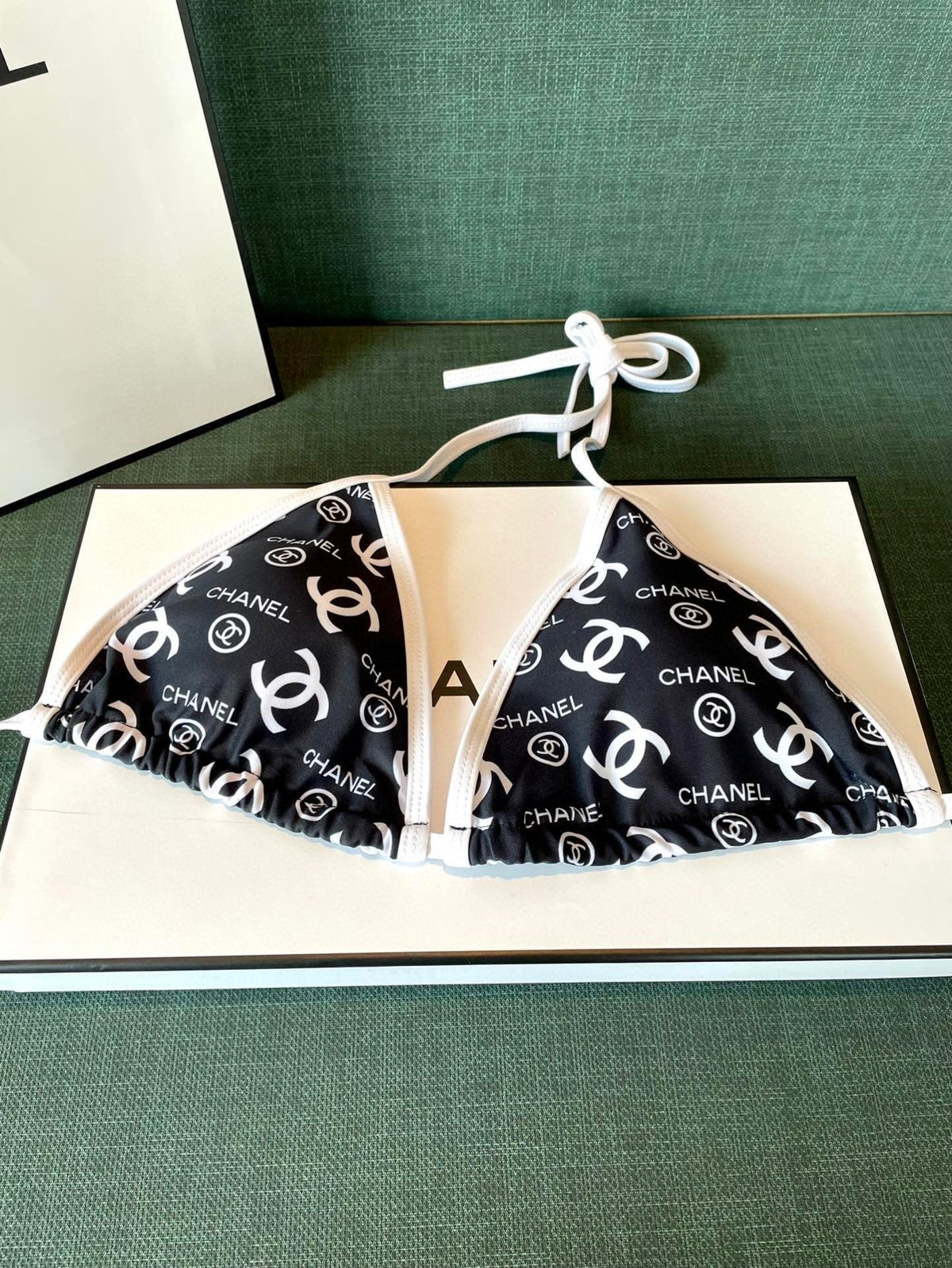 BIKINI SWIMSUIT IN BLACK AND WHITE AND PRINTED 627825