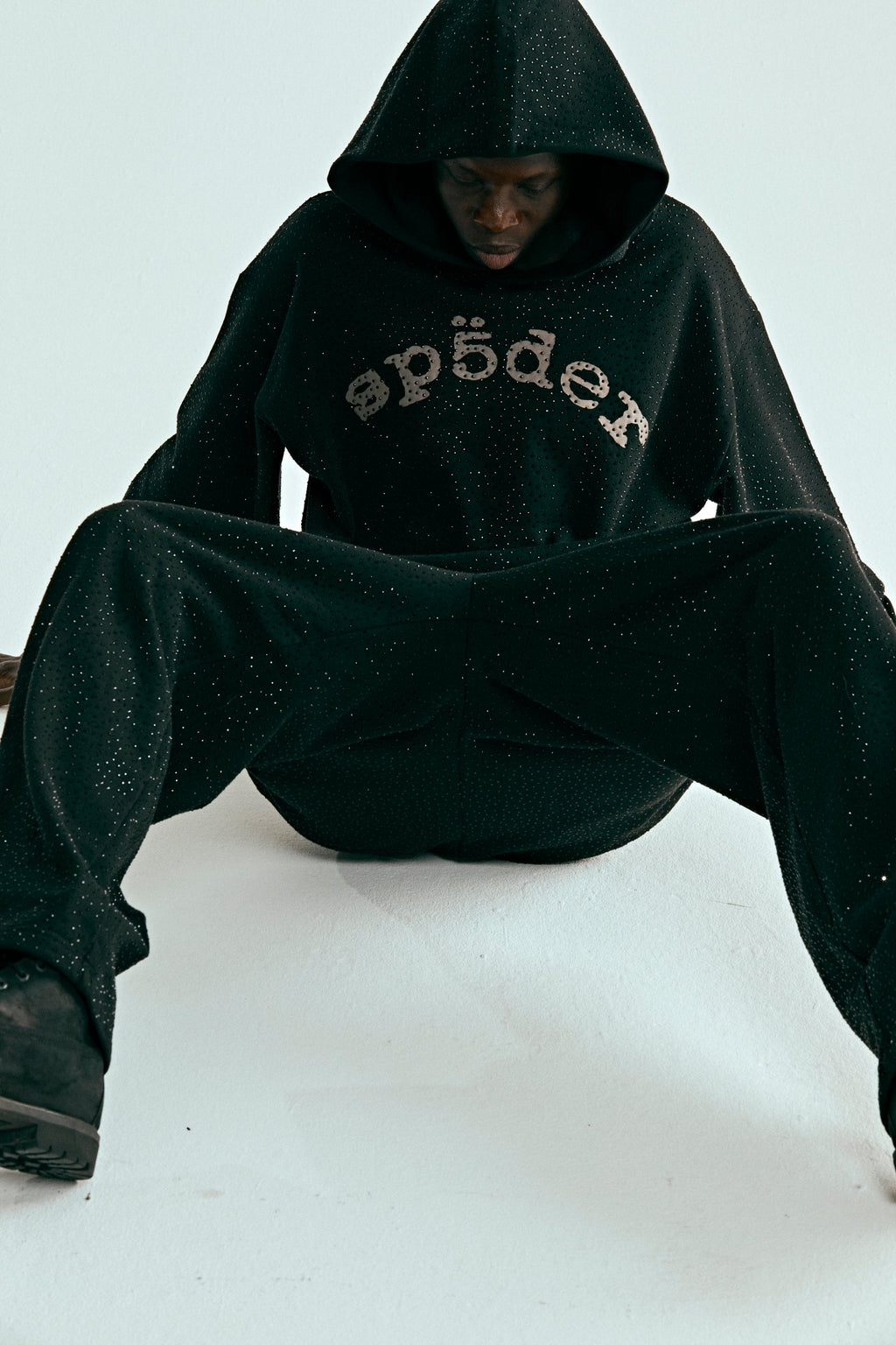 VVS HOODIE