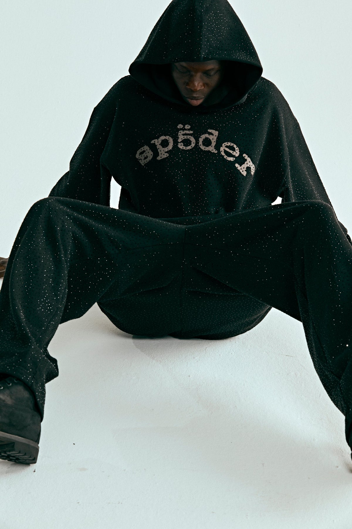 VVS HOODIE