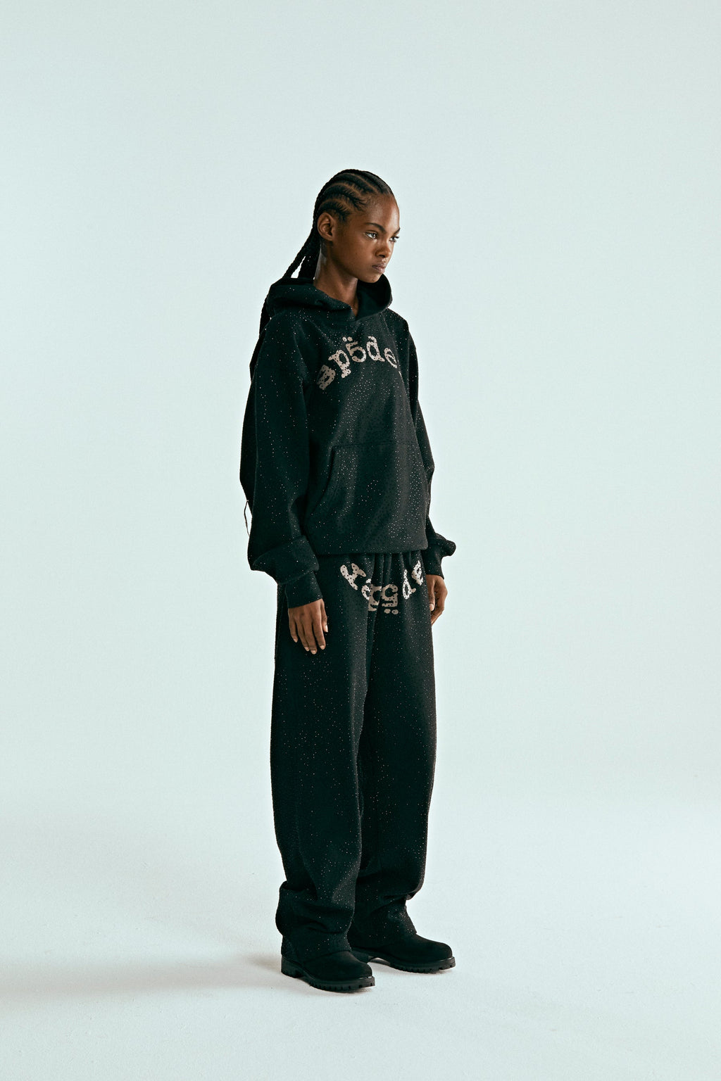 VVS HOODIE