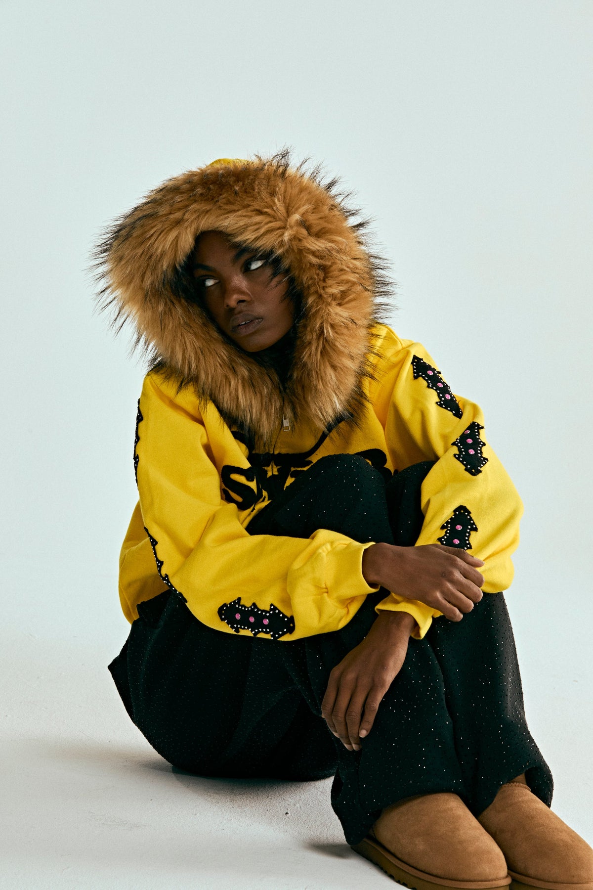 FUR HOODED ZIP UP SWEATSHIRT