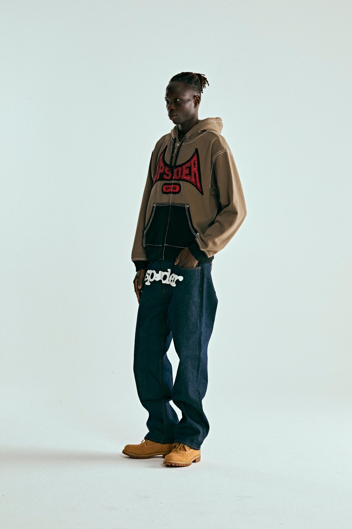 T&F ZIP HOODIE