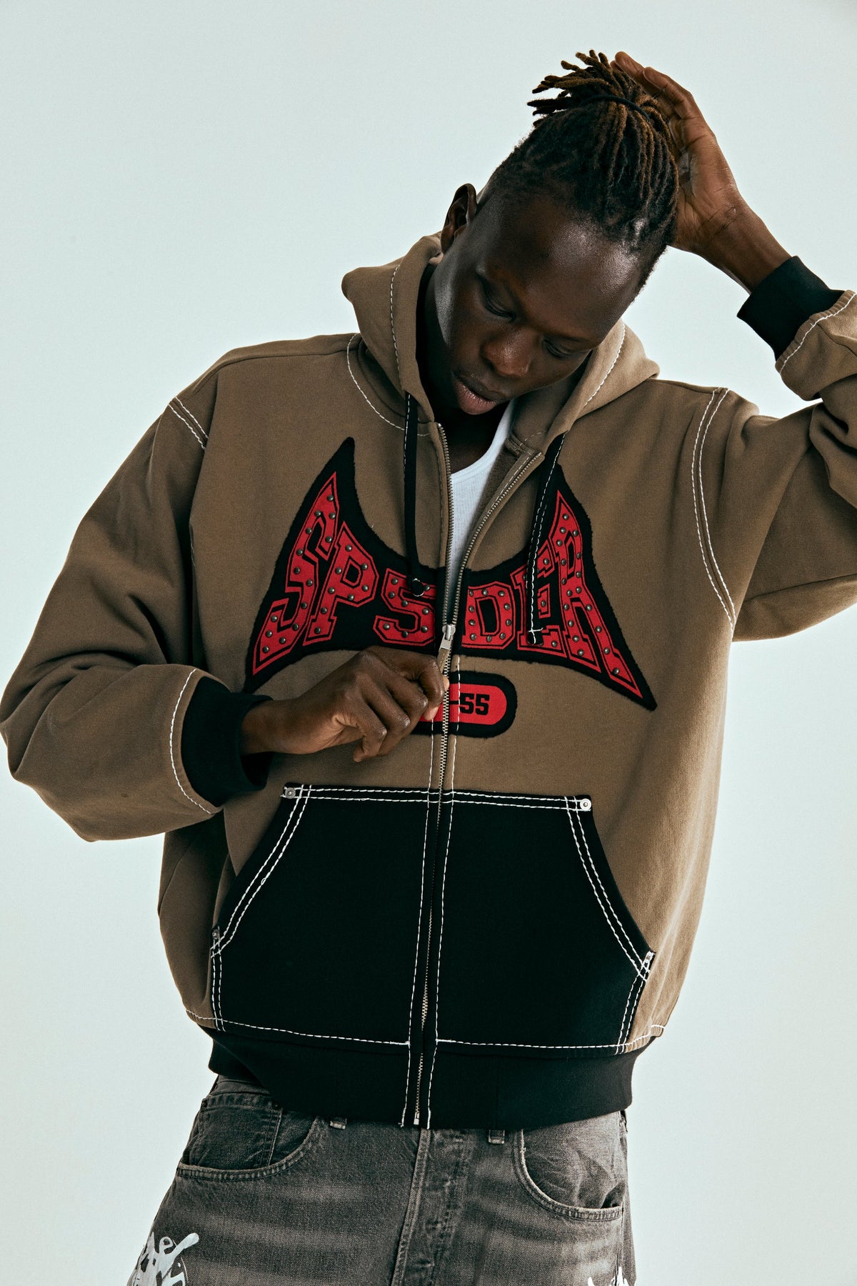 T&F ZIP HOODIE